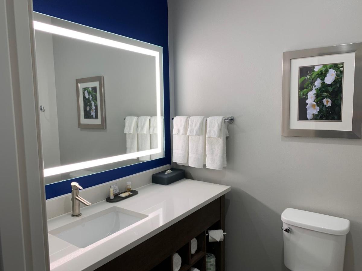 La Quinta Inn & Suites By Wyndham Tifton Eksteriør bilde