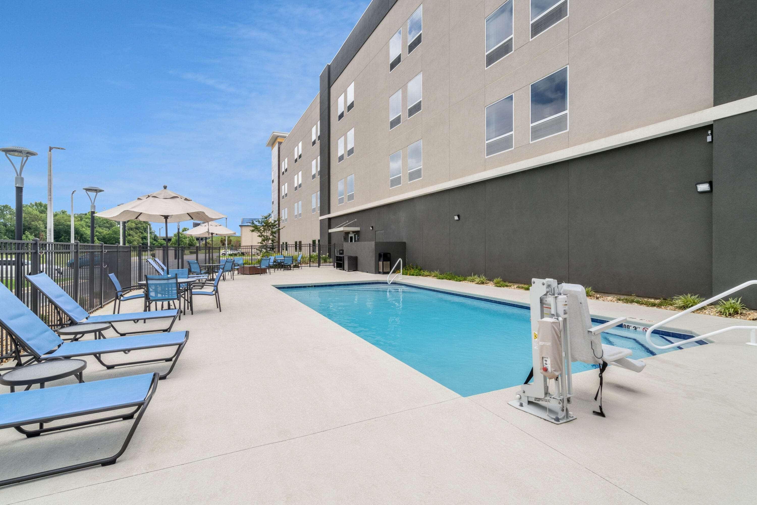 La Quinta Inn & Suites By Wyndham Tifton Eksteriør bilde
